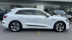 2021 Audi e-tron quattro Premium Plus