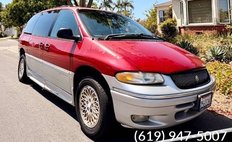 1997 Chrysler Town and Country LXi