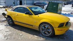 2005 Ford Mustang GT Premium