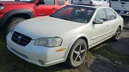 2000 Nissan Maxima SE