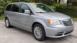 2016 Chrysler Town and Country Touring-L