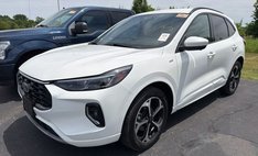 2023 Ford Escape Hybrid ST-Line Elite