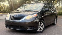 2014 Toyota Sienna LE 8-Passenger