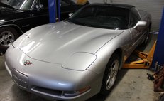 2004 Chevrolet Corvette Base