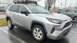 2020 Toyota RAV4 LE