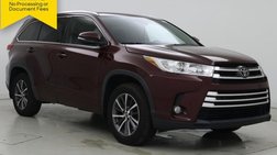 2017 Toyota Highlander SE