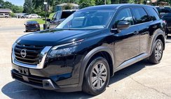 2024 Nissan Pathfinder S