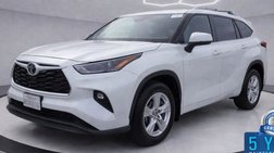 2022 Toyota Highlander LE