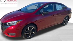 2025 Nissan Versa SR
