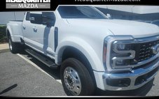 2023 Ford F-450 Super Duty Lariat