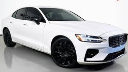 2022 Volvo S60 B5 R-Design