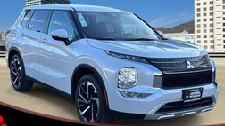 2023 Mitsubishi Outlander SE
