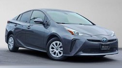 2020 Toyota Prius L Eco