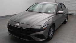 2024 Hyundai Elantra SE