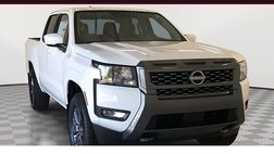 2025 Nissan Frontier SV