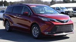 2022 Toyota Sienna XLE 7-Passenger