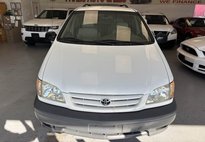 2003 Toyota Sienna CE