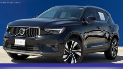 2024 Volvo XC40 B5 Ultimate Bright Theme