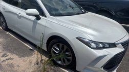 2020 Toyota Avalon XLE