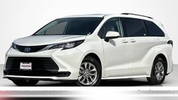 2024 Toyota Sienna LE 8-Passenger