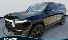 2023 Rivian R1S Adventure
