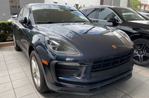 2022 Porsche Macan Base