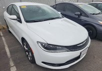 2016 Chrysler 200 S