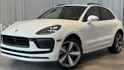 2025 Porsche Macan T