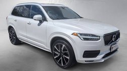 2022 Volvo XC90 T6 Momentum 7-Passenger