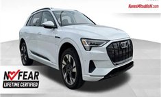 2022 Audi e-tron quattro Premium