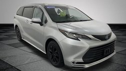 2022 Toyota Sienna XLE 7-Passenger