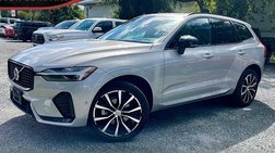 2025 Volvo XC60 B5 Plus Dark Theme