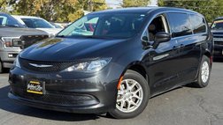 2022 Chrysler Voyager LX