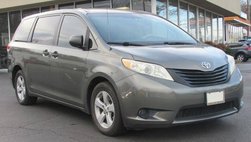 2012 Toyota Sienna Base 7-Passenger