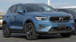 2024 Volvo XC40 B5 Core