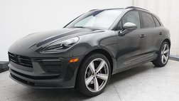 2025 Porsche Macan T