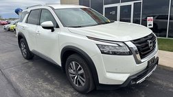 2022 Nissan Pathfinder SL