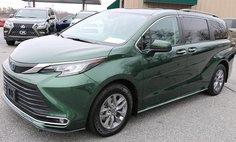 2022 Toyota Sienna XLE