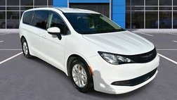 2022 Chrysler Voyager LX