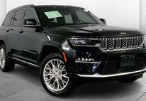 2023 Jeep Grand Cherokee Summit