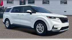 2022 Kia Carnival LX