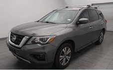 2020 Nissan Pathfinder SV