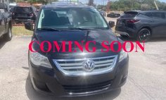 2012 Volkswagen Routan SE
