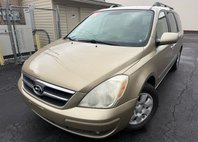 2007 Hyundai Entourage GLS