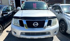2011 Nissan Pathfinder LE