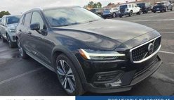 2025 Volvo V60 Cross Country B5 Plus