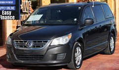 2011 Volkswagen Routan SE