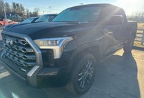 2023 Toyota Tundra Platinum HV