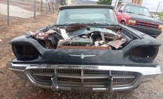 1960 Ford Thunderbird 