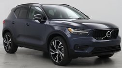 2022 Volvo XC40 T4 R-Design